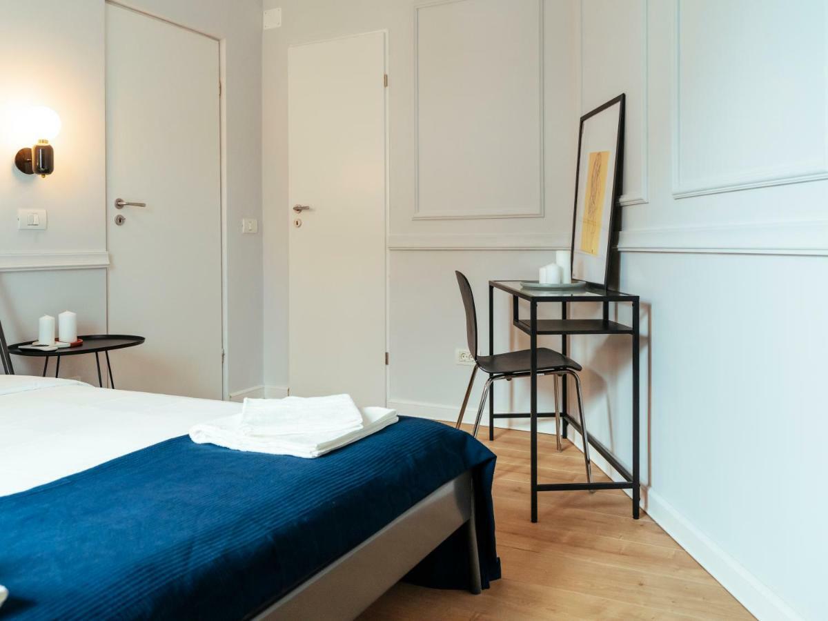Classy Apartment - Old Town Бухарест Екстер'єр фото