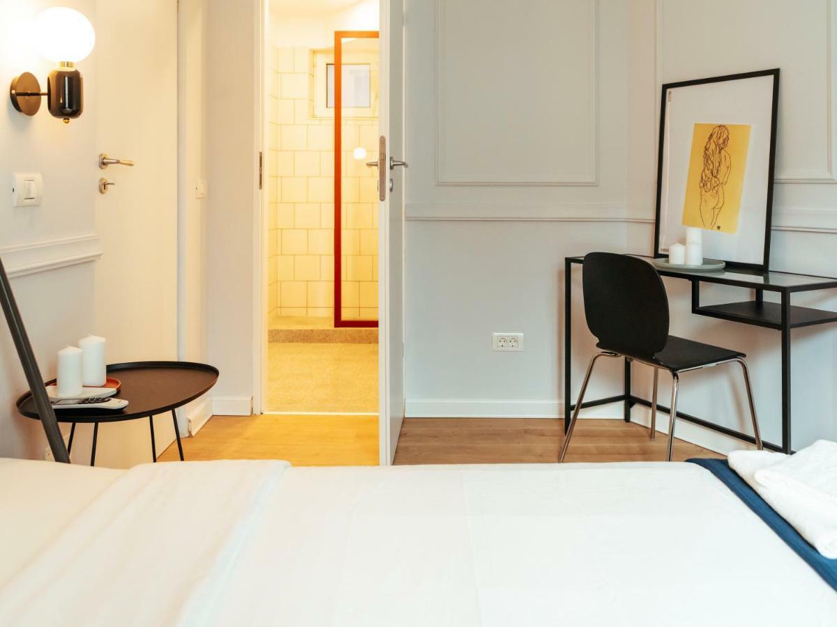 Classy Apartment - Old Town Бухарест Екстер'єр фото
