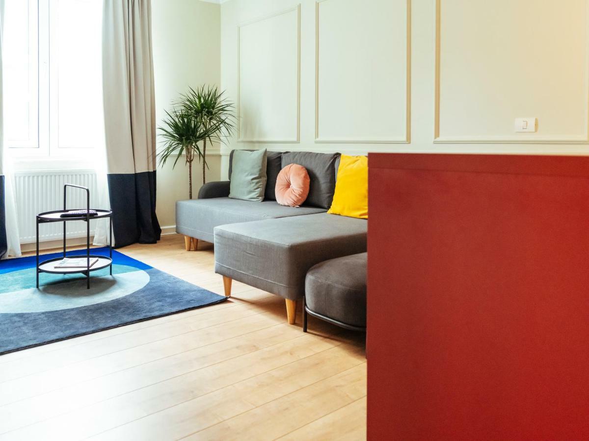 Classy Apartment - Old Town Бухарест Екстер'єр фото